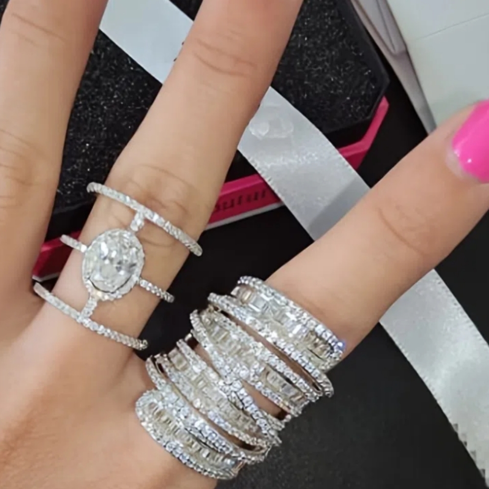 2 HOUR SALE! Beautiful 3.4CT Wide CZ Silver Ring! Wow!!🤍🤍🤍🤍✨✨✨✨